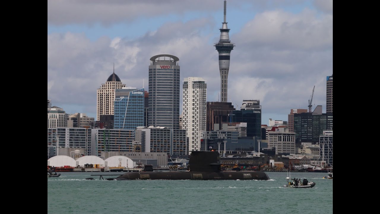 New Zealand Navy turns 75 - Australian Submarine arrives. 2016.