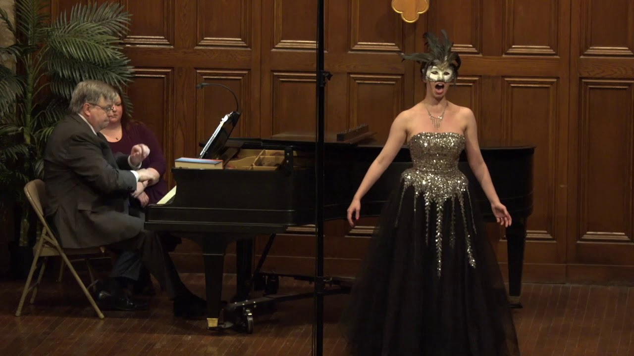 Gabrielle Haigh, soprano 