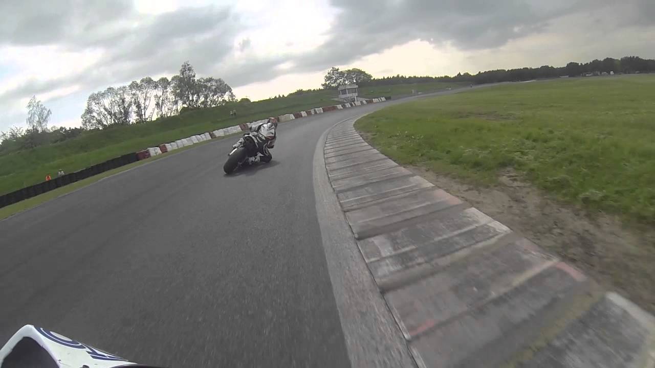 Grzegorz Jak&oacute;bek on board I runda pucharu polski Rookie 600