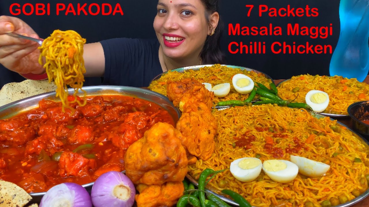 Eating 2 FULL Cup Of Spicy🔥 Chilli Chicken, 7 Packets Of Masala Maggi, Gobi Pakoda Eggs| Street Food