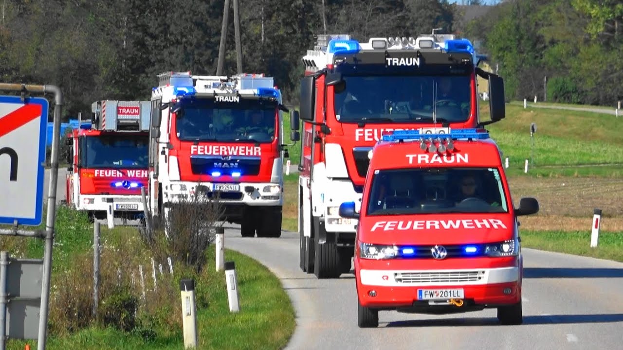 Löschzug mit GTLF Feuerwehr Traun