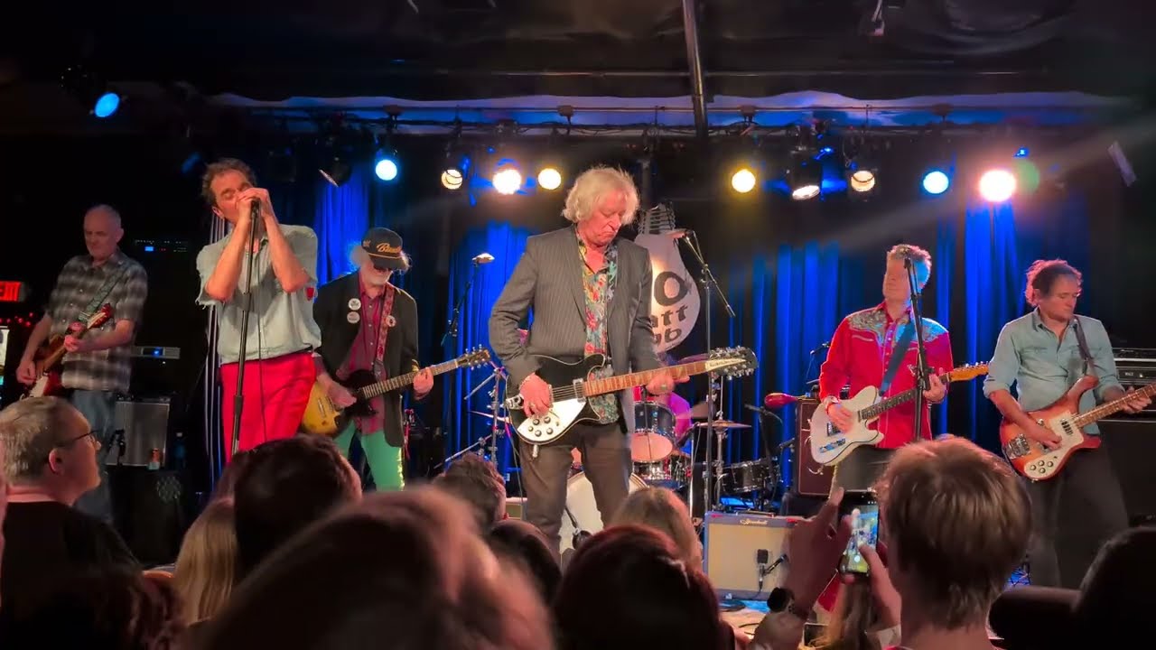 Michael Shannon & Jason Narducy - Radio Free Europe (w Peter Buck & Scott McCoughey) - 40 Watt Club