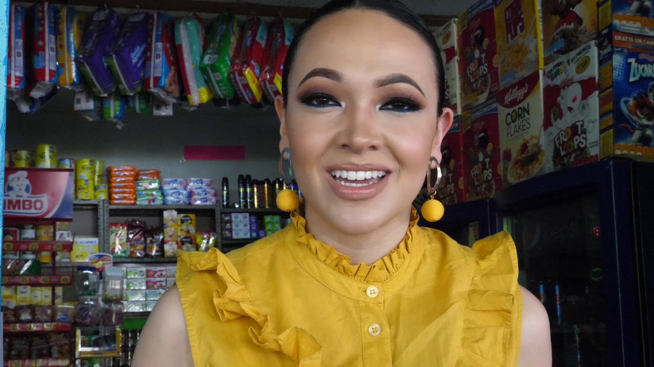 DIA DE TIANGUIS Y MUJERES BELLAS EN VILLA MORELOS MICHOACAN
