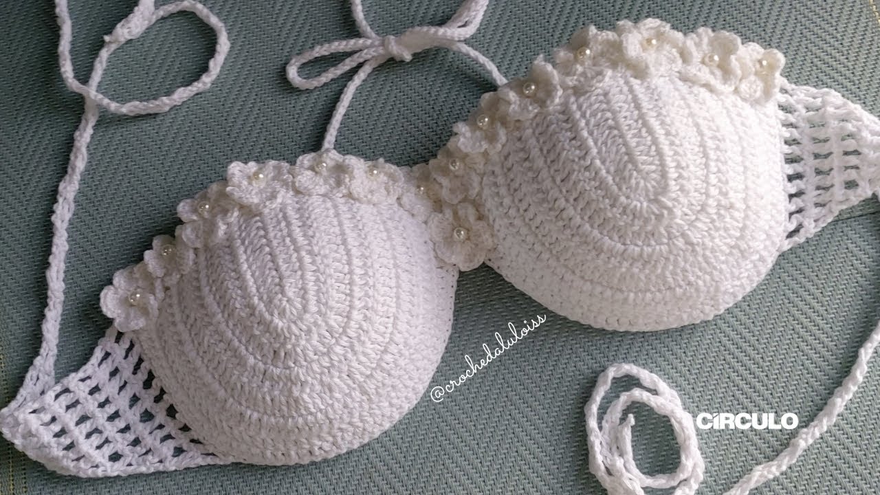 Biquíni de Crochê com Florzinha