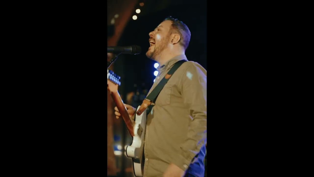 🎶💙 Colour Blue &ndash; Manchester&rsquo;s Premier Wedding Band 💙🎶