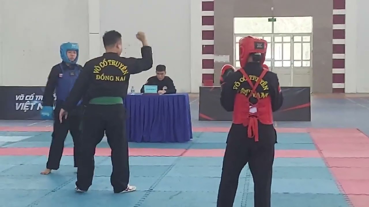 Lần đầu tiên Thái Hà thi đánh đối kháng