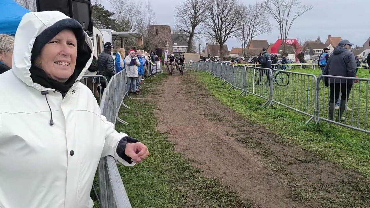 LRC Maldegem Kleit zaterdag20 december 2025, start en doortocht .
