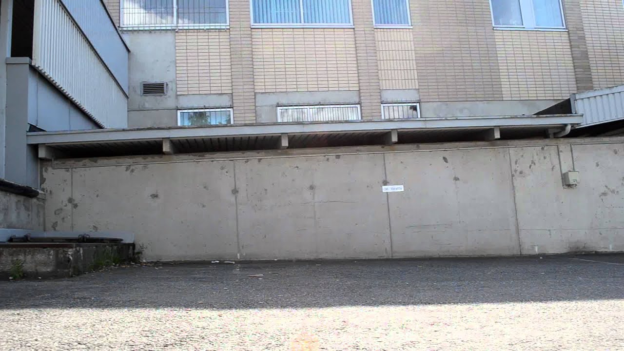 Huge kickflip