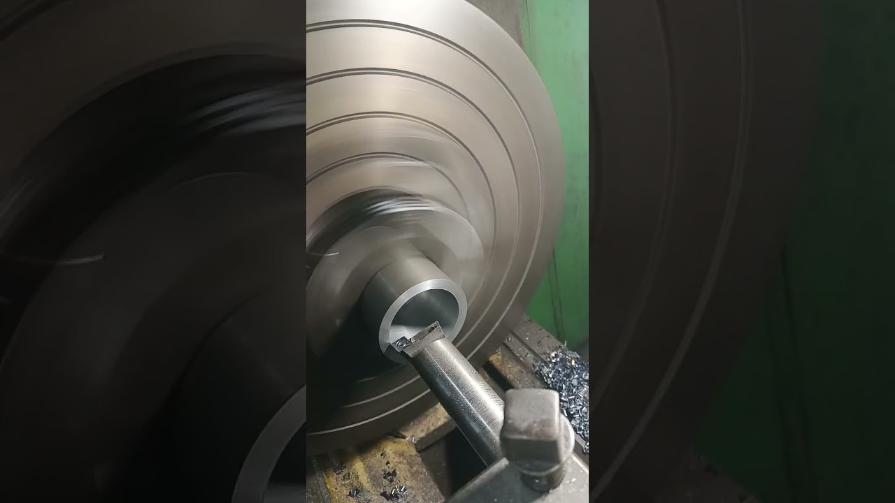 Bubut pakai mata pahat insert makan 10mm