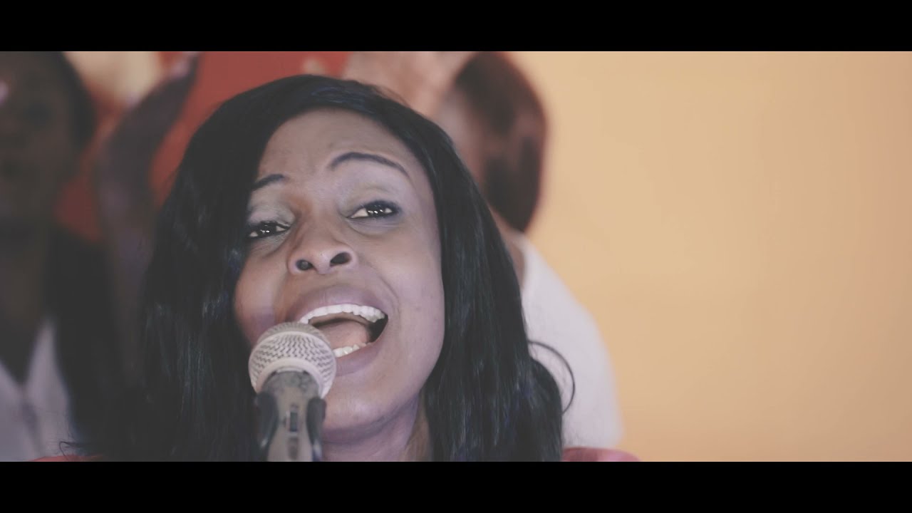 QUE TA GLOIRE VIENNE - NELL CHOUBEU -  CLIP OFFICIEL