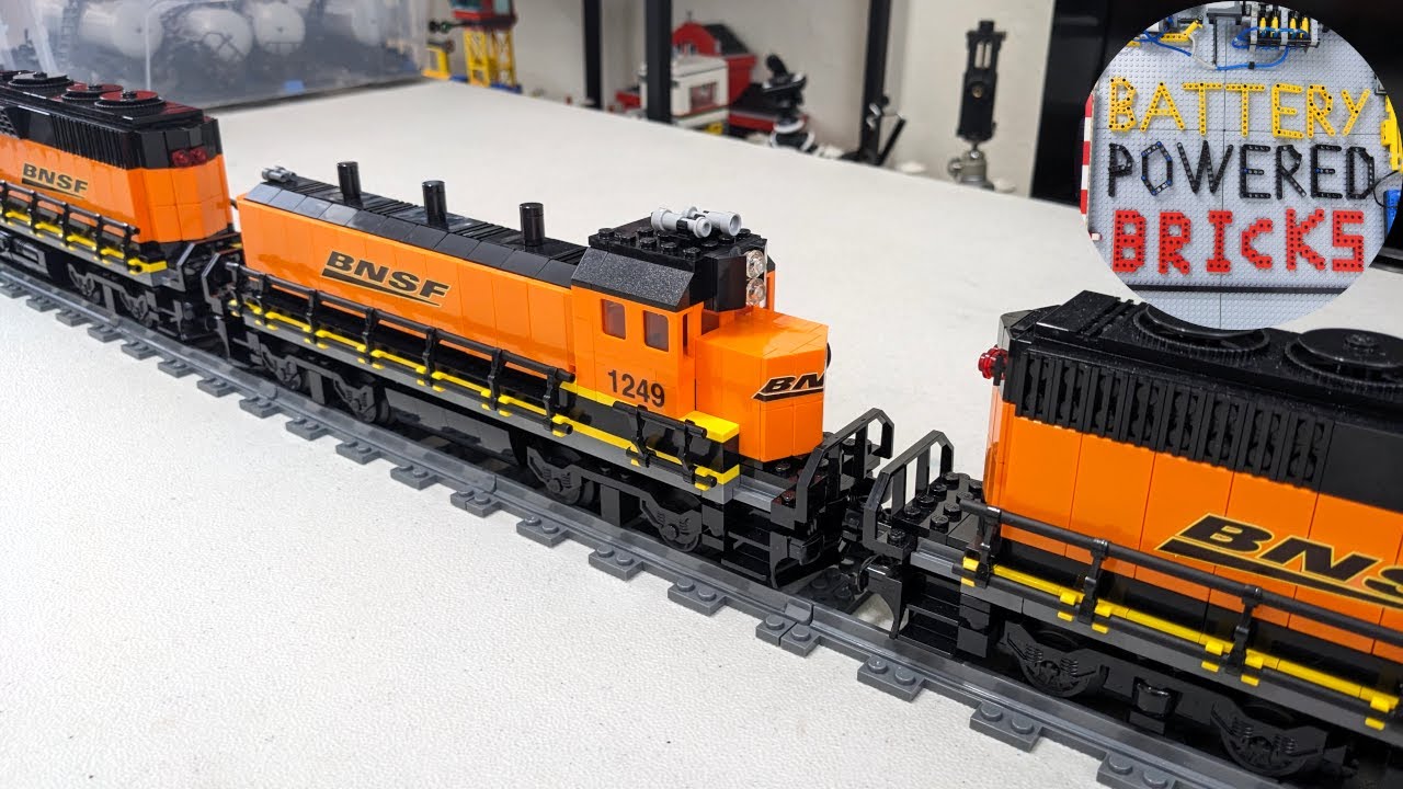 New Lego locomotive MOC!  BNSF 3GS21B Genset