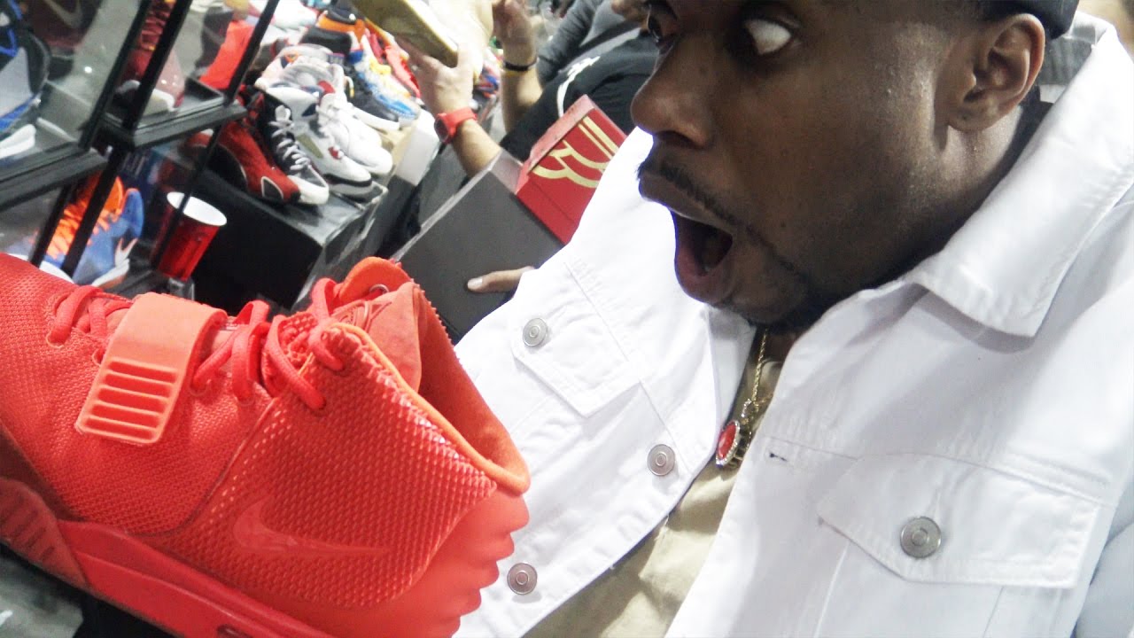 I BOUGHT BRAND NEW RED OCTOBER YEEZYS FOR $40 @SneakerCon! FINESSE! Sneaker Vlog Ep.41