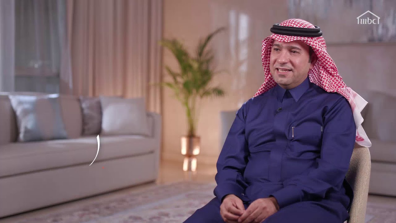 وزير الإسكان ماجد الحقيل يمازح ابنته أمام الكاميرا في كواليس تصوير حلقة #عبدالله_الحقيل