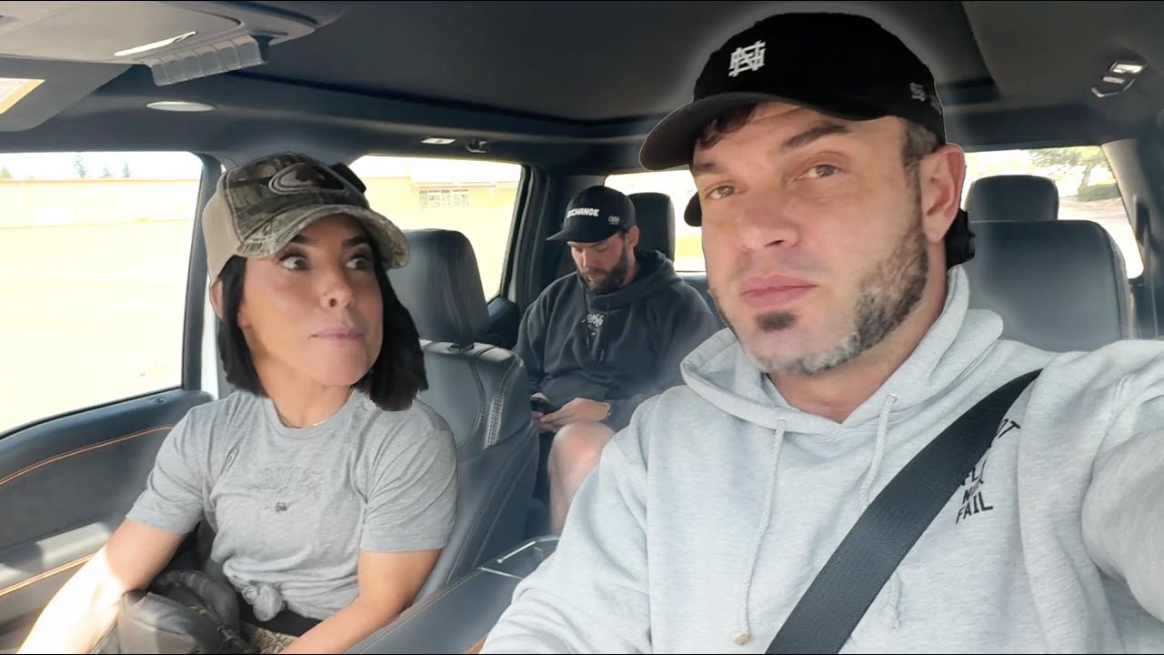 DANA TOOK ME TO THE PAWN SHOP - DAILY VLOG 142/365