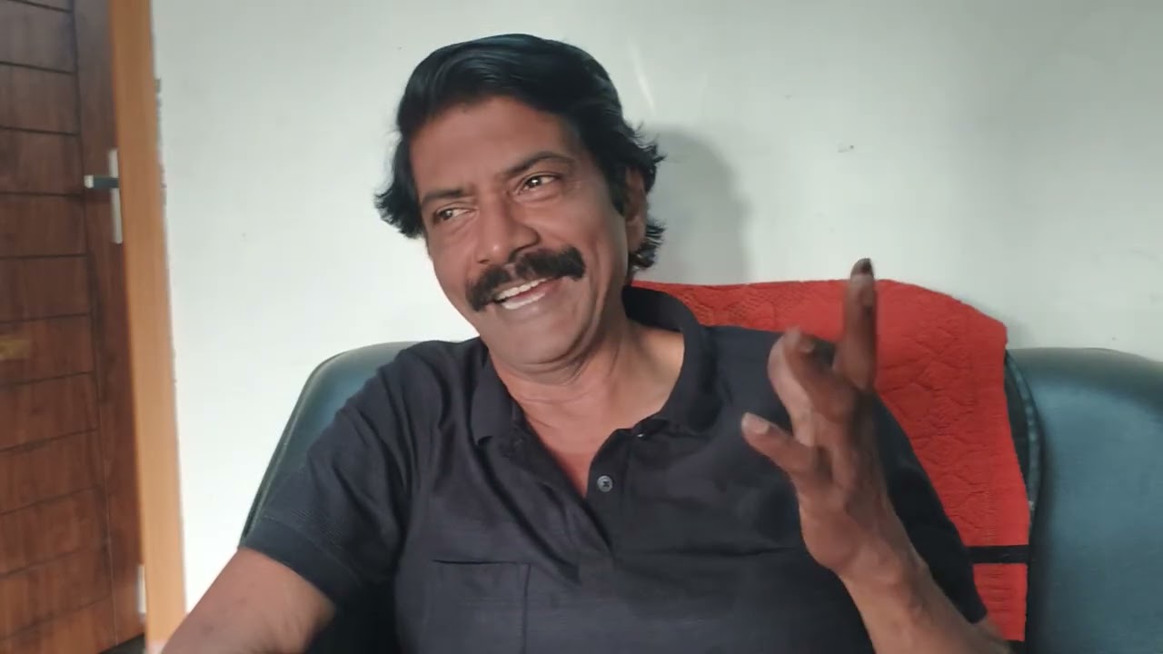 என் குடும்பம்  அங்க வறுமையில தத்தளிச்சுக்கிட்டு இருக்கு😔உனக்கு கொடைக்கானல் மூணாறு கேக்குதா மூதேவி 😬😬