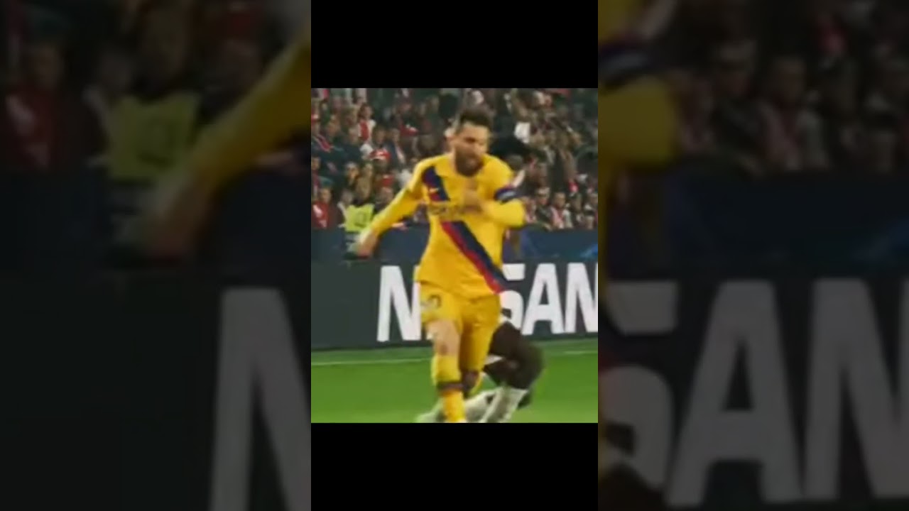 David Hovorka🥶 vs Messi#messi #football #youtubeshorts #Davidhovorka#Barcelona#slaviaprague