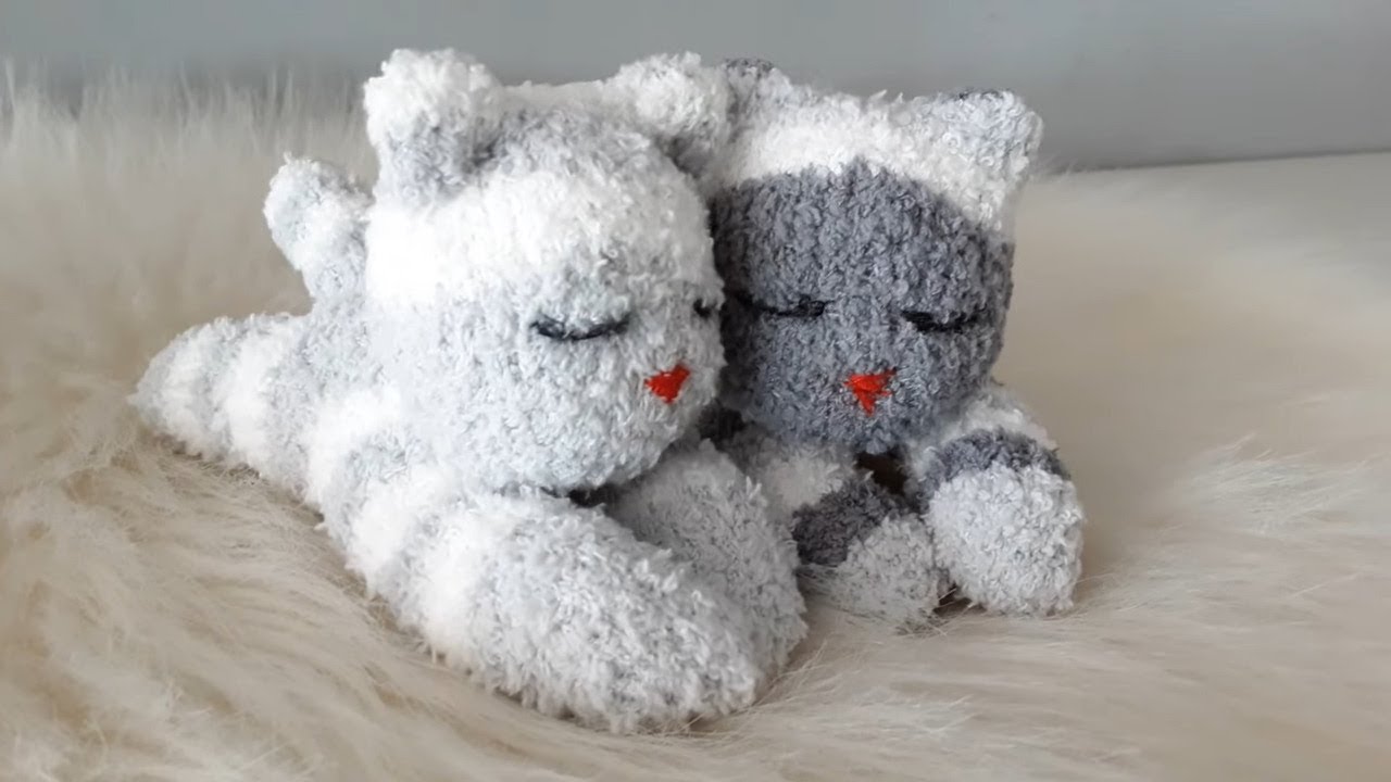 как быстро сшить КОТЯТ из носков ...