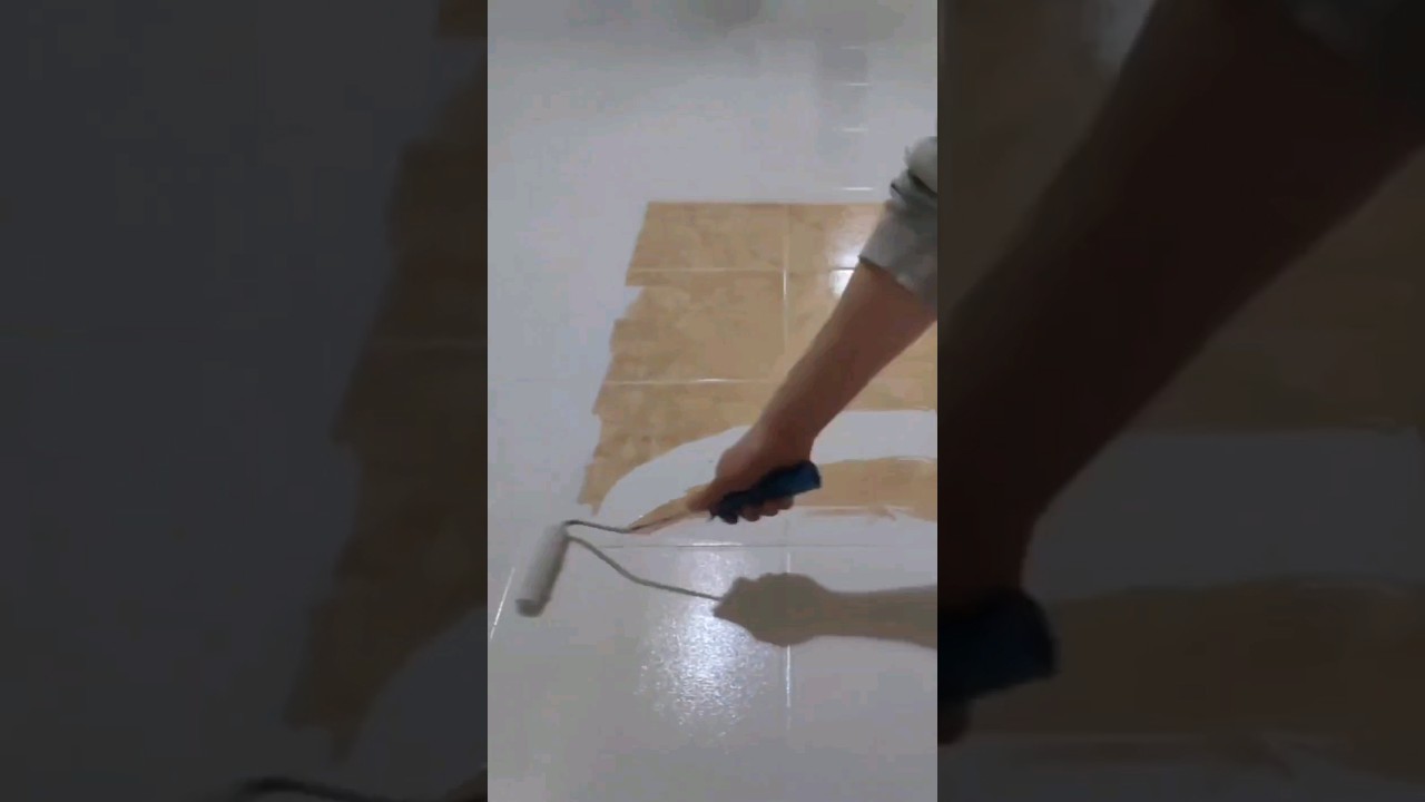 come verniciare e rinnovare vecchie piastrelle pavimento con resina epoxy #resina #edilizia #shorts