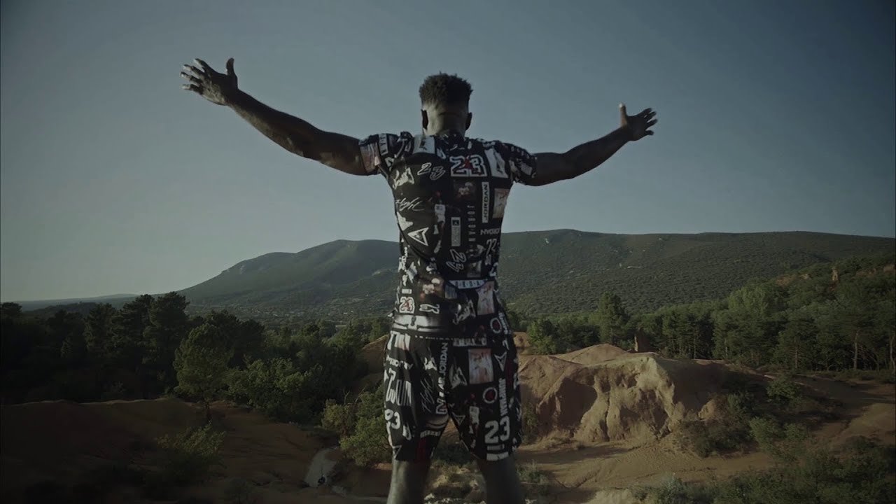 LE COACH BAZOR.Soprano - Le Coach feat. Vincenzo  DIRECTED BY IICEMANN.