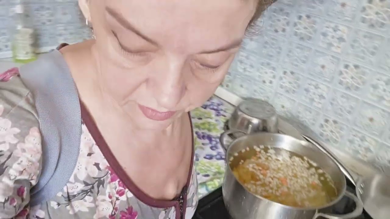 фкусная минутка-блинчики,,1000 и 1 дырка,, УХА, жареная печёнка с бульбою