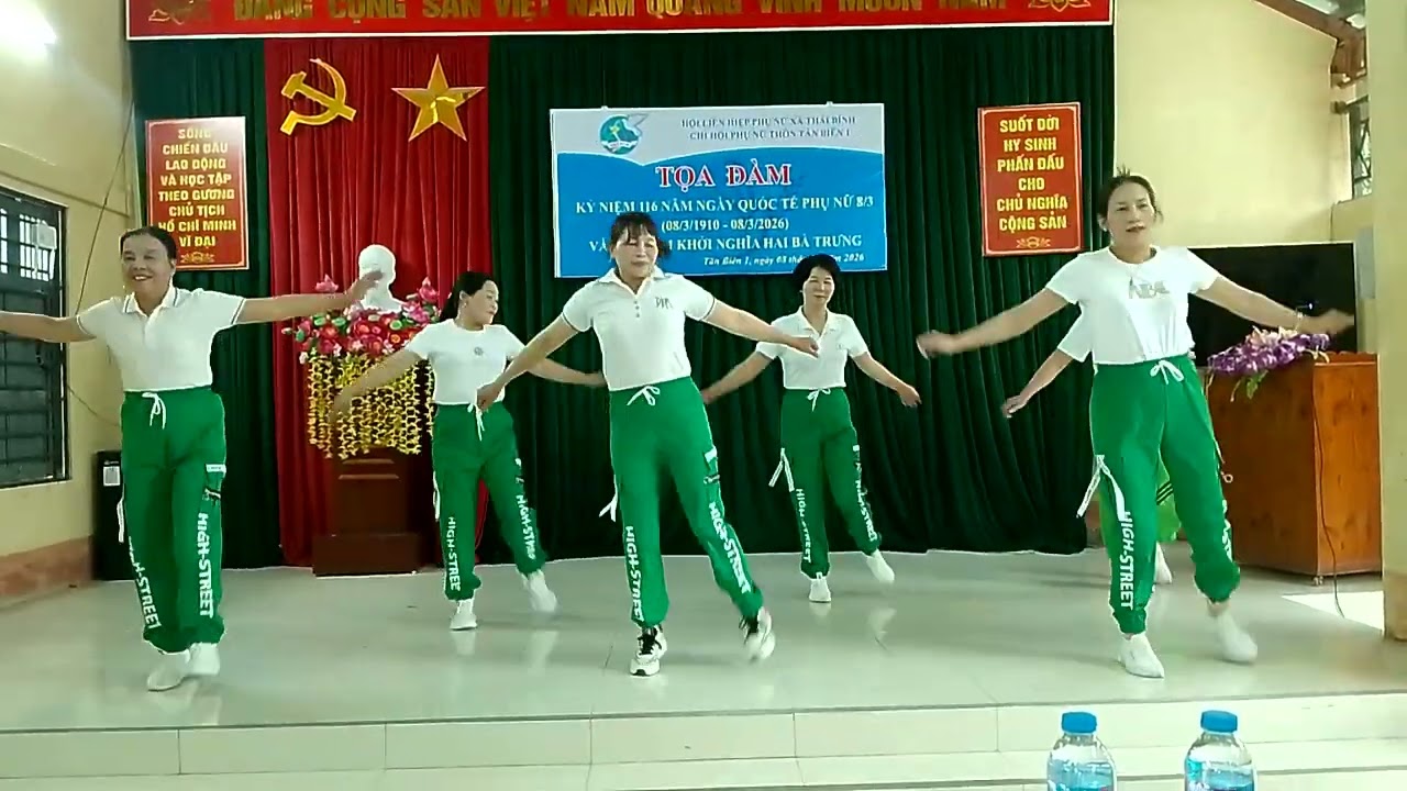 Dân vũ Tiếng đàn Ta lư 