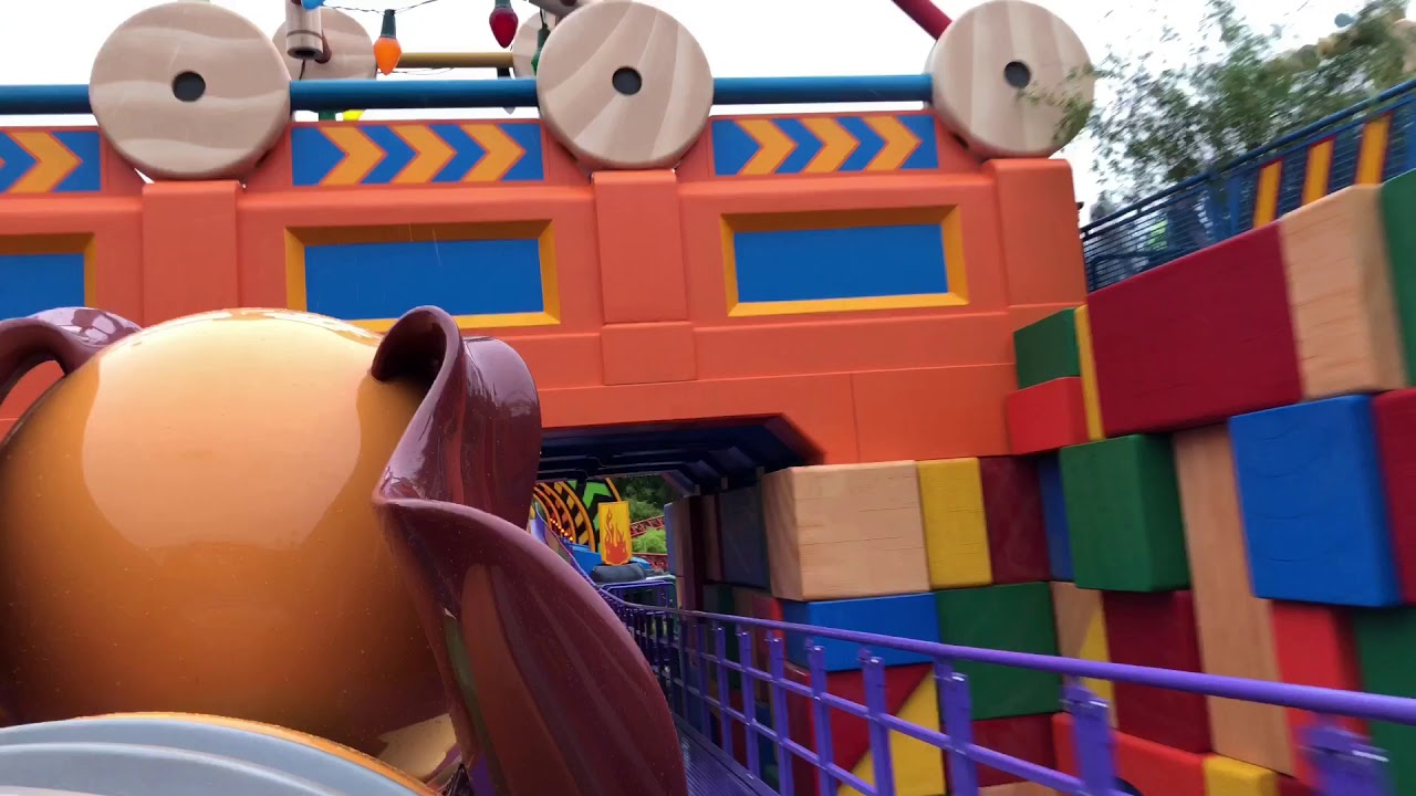 FULL POV Slinky Dog Dash at Toy Story Land in Disney's Hollywood During Soft Opening
