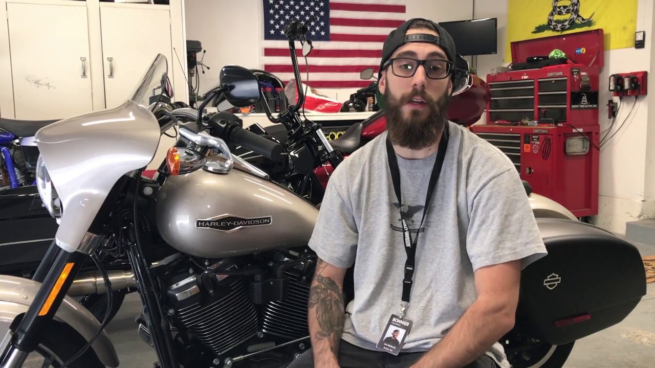 2018 Harley-Davidson Softail Sport Glide Oil and Filter Change