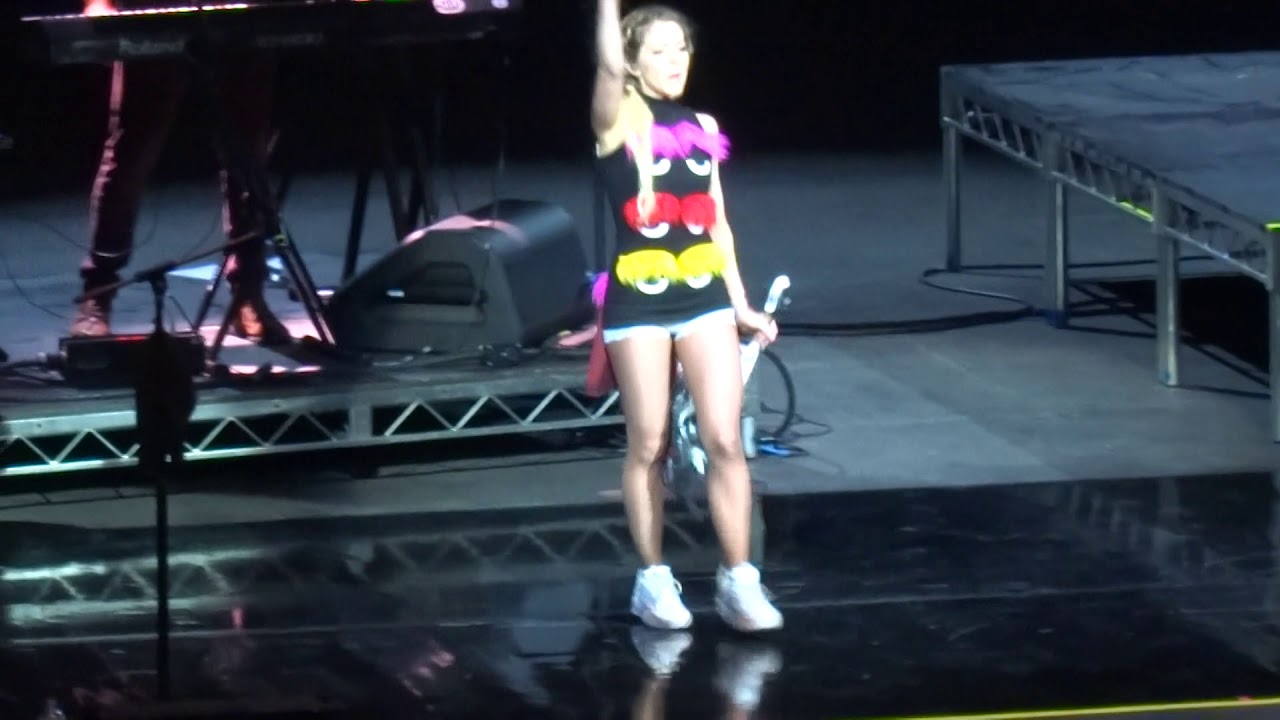 Lindsey Stirling - "Mirage" and "Don't Let This Feeling Fade" (Live in San Diego 6-27-19)