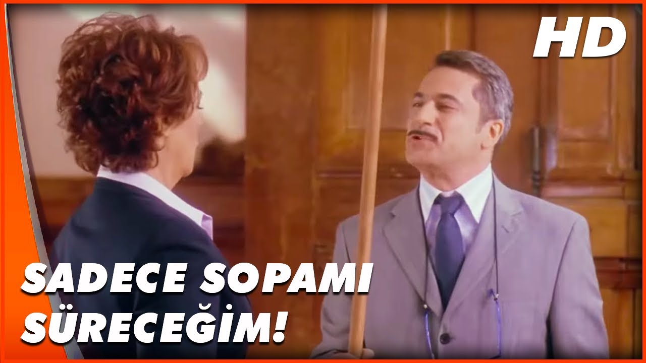 Deli Bedri, Hababam'a Sopayla Daldı | Hababam Sınıfı Merhaba