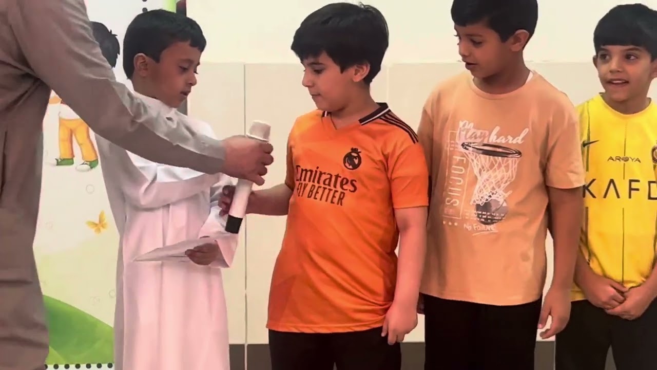 إذاعة الصف الثاني ( أ ) بمدرسة نخبة الفرسان الأهلية
