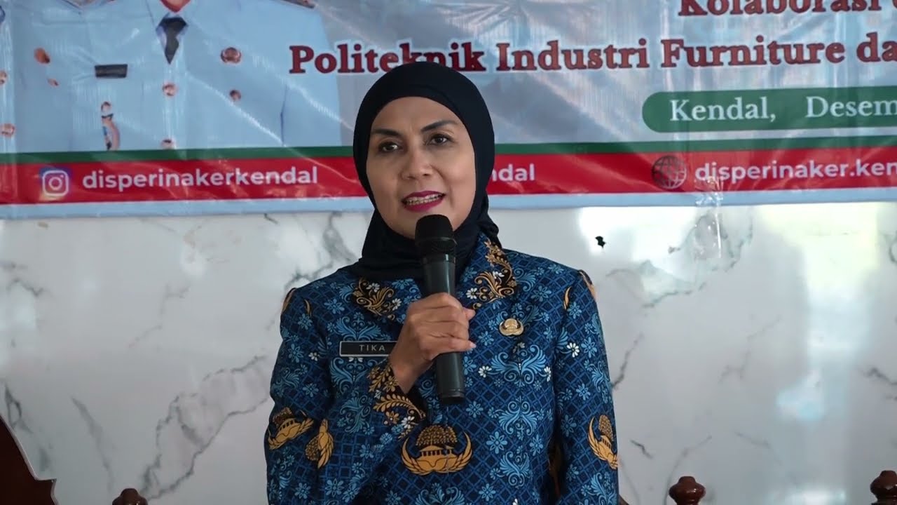Sosialisasi satu desa satu sarjana oleh Bupati Kendal