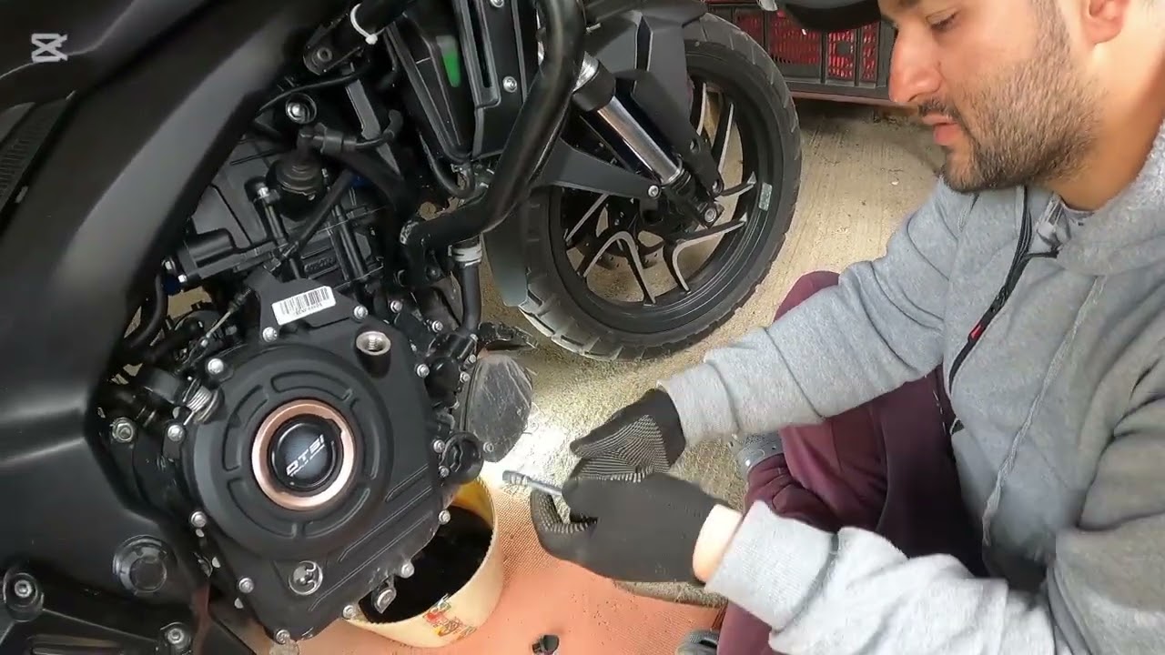Cambio de aceite dominar 400 cc