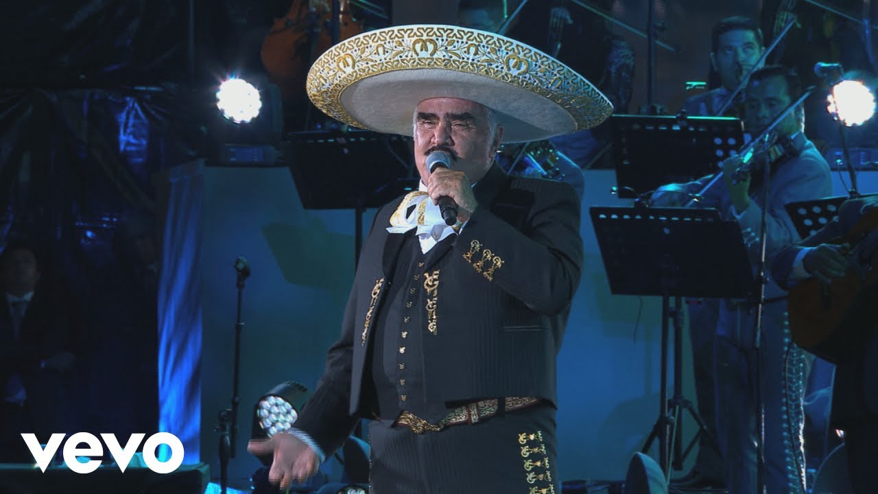 Vicente Fern&aacute;ndez - Marioneta / Un Hombre Con Suerte (Oficial En Vivo [Un Azteca en el Azteca])