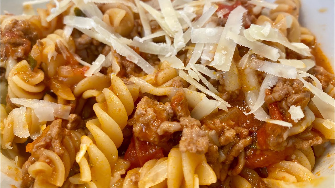 Lecker! One-Pot-Pasta mit Hackfleisch. Mittagessen für die ganze Familie. #13
