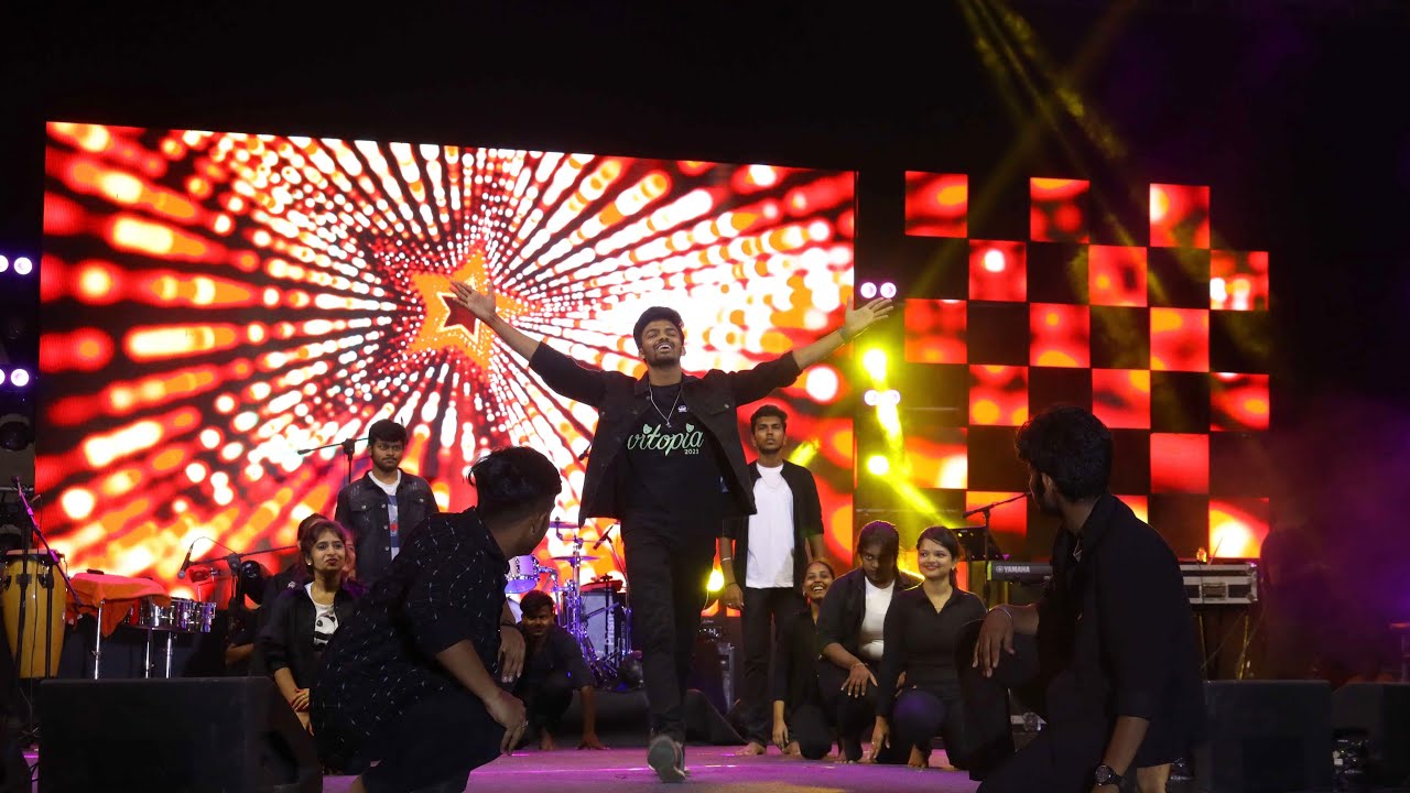 Vitopia Pro stage Performance 🔥|| Mass Crew || VIT-AP #vitopia #vit #vitap #dance #collegedance