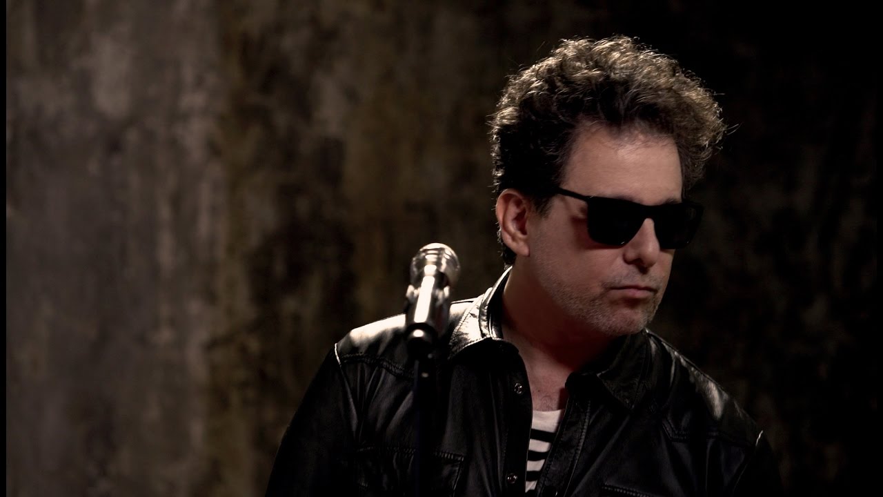 Andrés Calamaro - La Noche  (videoclip oficial)