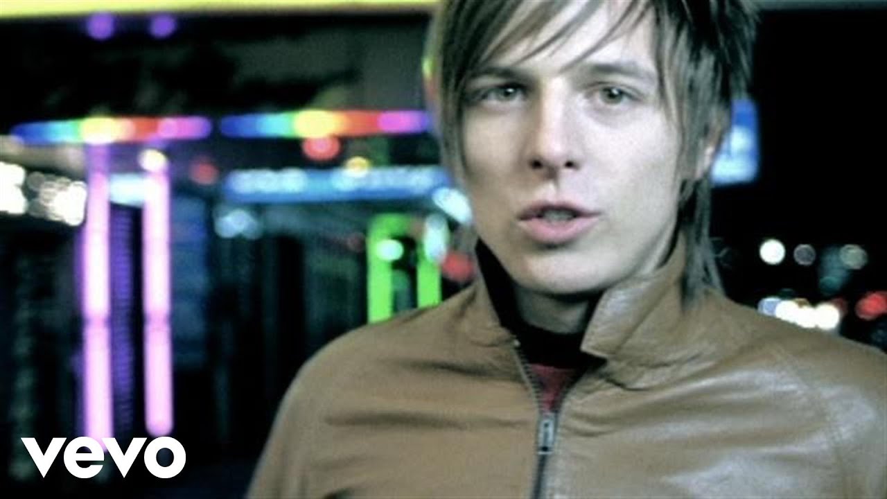 Nova International - Favourite Girl (Videoclip)