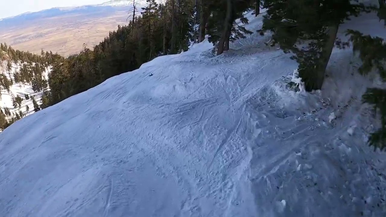 Skiing Mott Canyon (Gate 3, Heavenly Ski Resort)