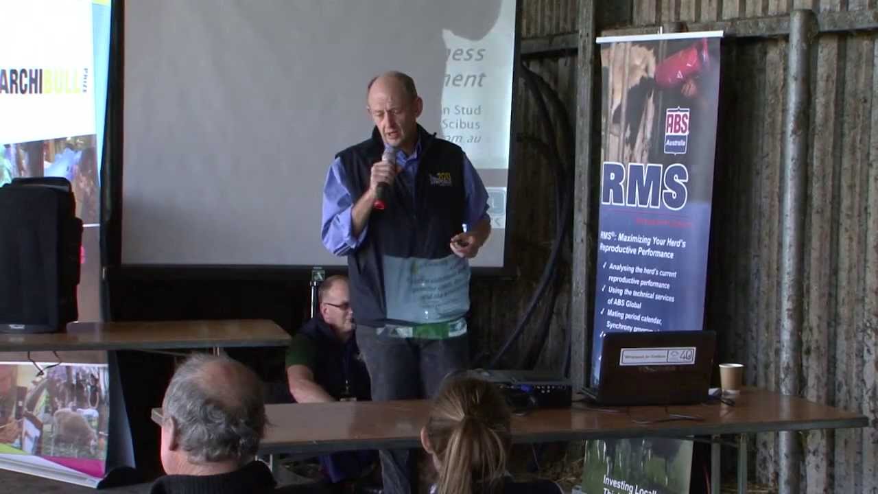 Dr Neil Moss presents the outcomes from the zero grass pasture trials at Lemon Grove Research Farm