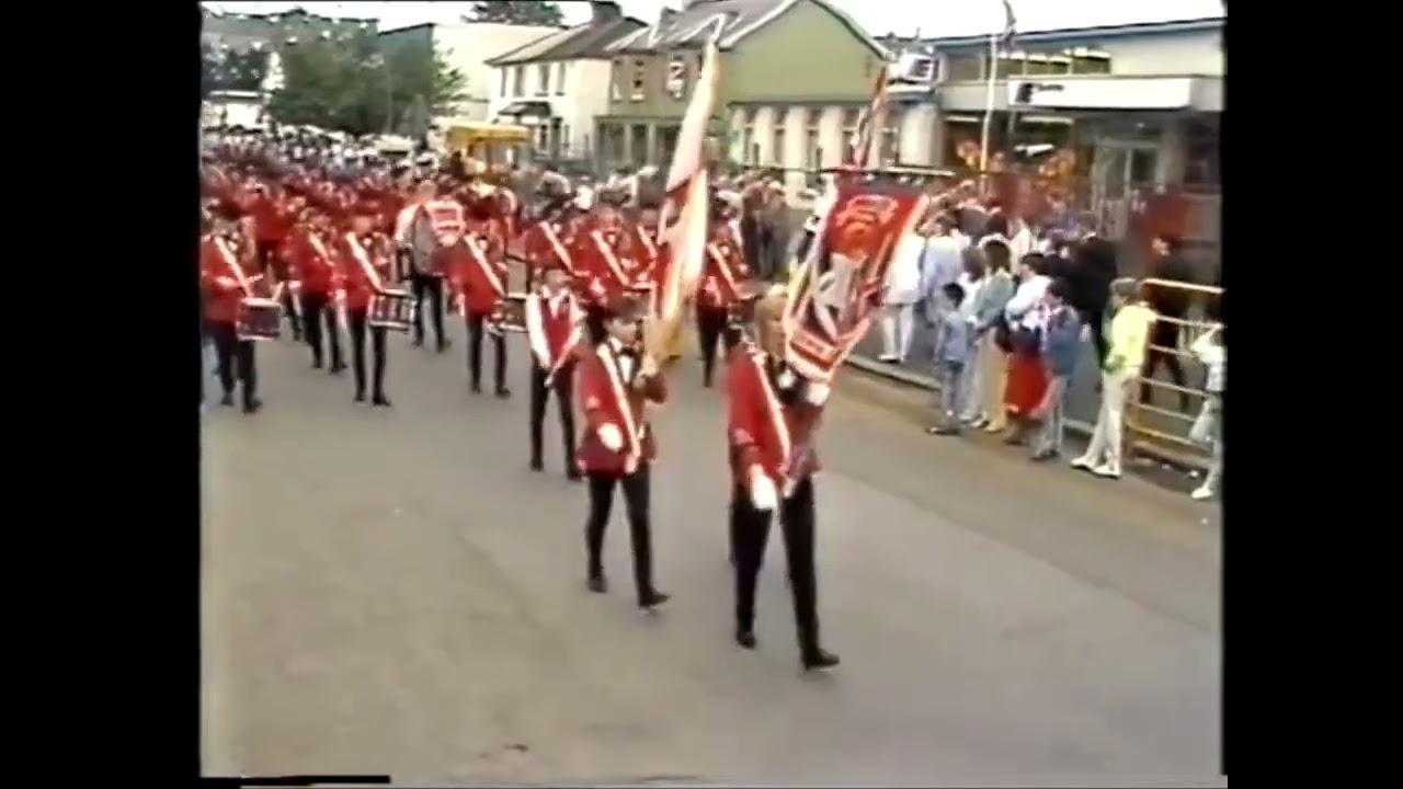 Annaghmore Crown Defenders Flute Band @ Lurgan 12th 1987