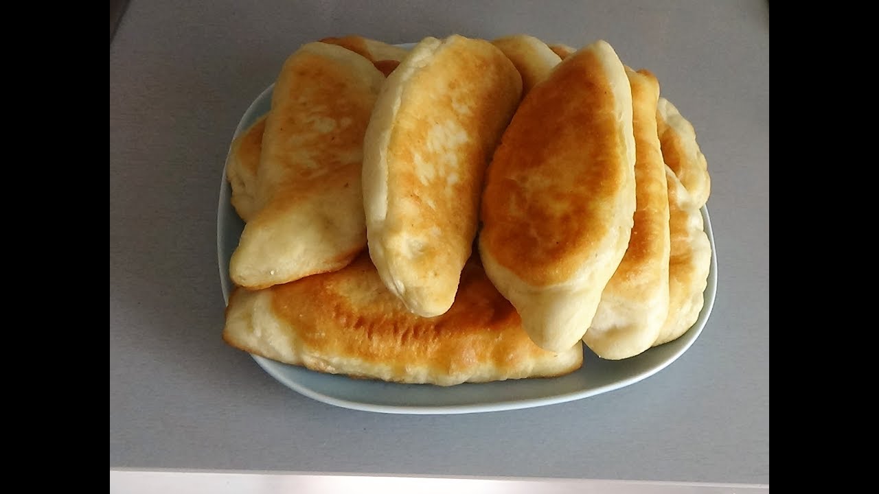 Гёзлеме. Гагаузские пирожки с брынзой / творогом. Готовит гагаузка. Наши любимые пирожки!