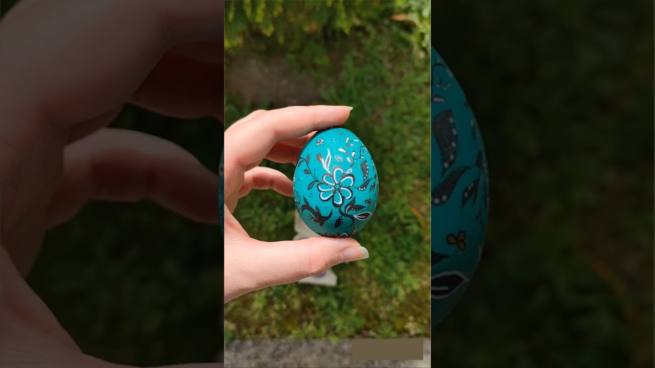 video nel canale! #easterdecoration  #graphicdesigner  #freelancerjob #branding #eastereggs