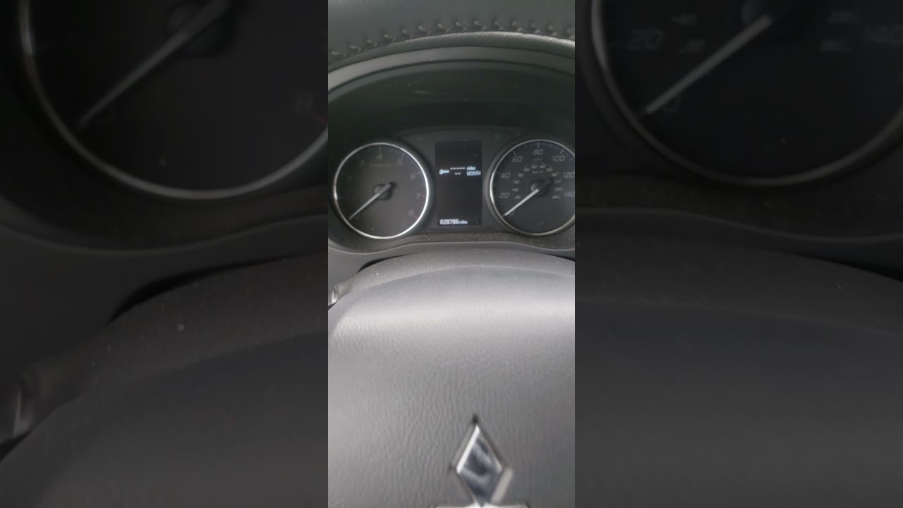 Для сервисных служб Mitsubishi Outlander 2020 требуется сброс. Сброс запроса на техническое обслу...