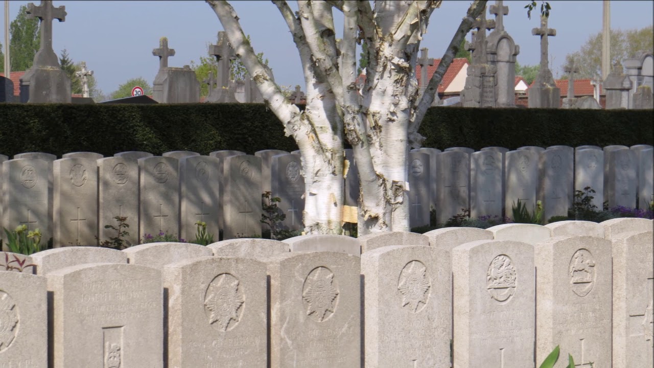 Bethune Town Cemetery in the Great War