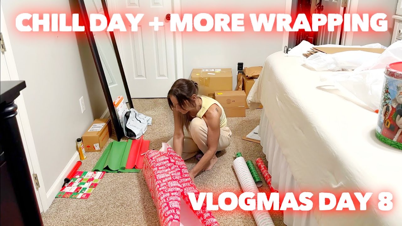 CHILL DAY | MORE CHRISTMAS PRESENT WRAPPING | SICK (rash update) | Vlogmas Day 8 | Family 5 Vlogs