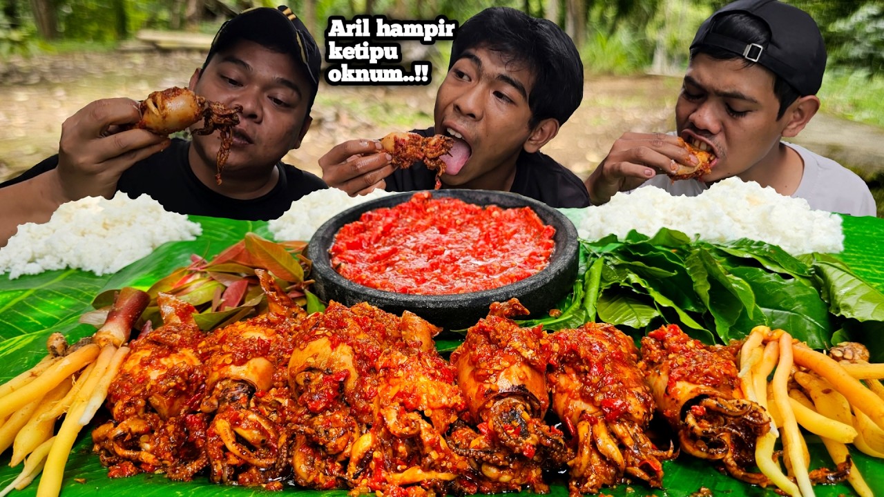 ARIL HAMPIR KETIPU ! MUKBANG CUMI BALADO PEDAS MANIS + LALAPAN KUNCI + SAMBAL TERASI