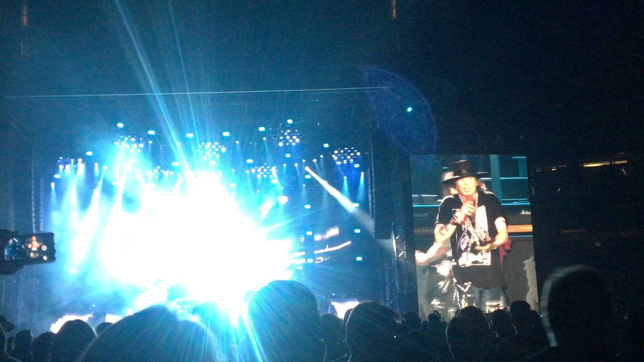 Guns 'n Roses - July 16, 2016 - Rogers Centre - Toronto - Paradise City