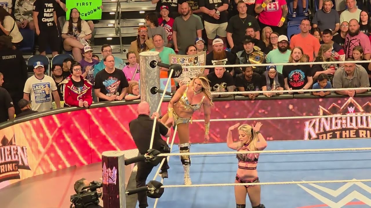 FULL MATCH Alexa Bliss vs Charlotte Flair vs Alba Fyre Vs Candice LaRae 4 way 6 13 25
