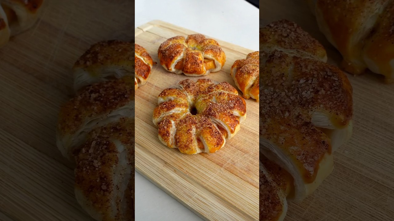 Puff Pastry Apple Rings 🥐 #autumn #baking