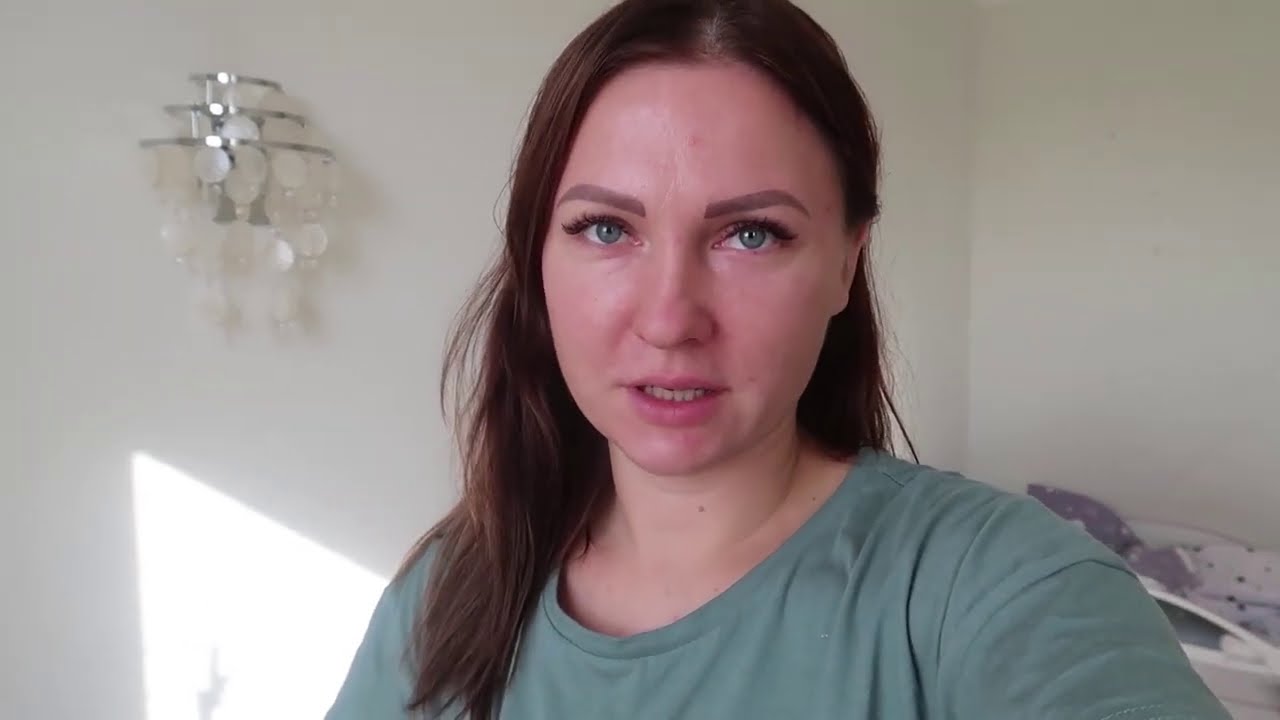 Vlog💜: НАШИ СТАРЫЕ ФОТО! УБОРКА НА БАЛКОНЕ! РЕМОНТ В ДЕТСКОЙ! 11.10.2020